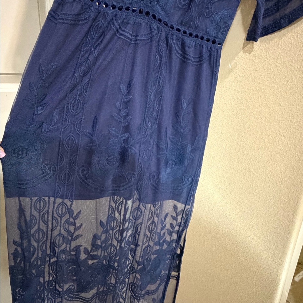 Boutique Navy Lace Maxi Dress with Sheer Details - Picture 5 of 6